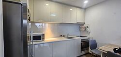 Lakeville (D22), Condominium #572655061